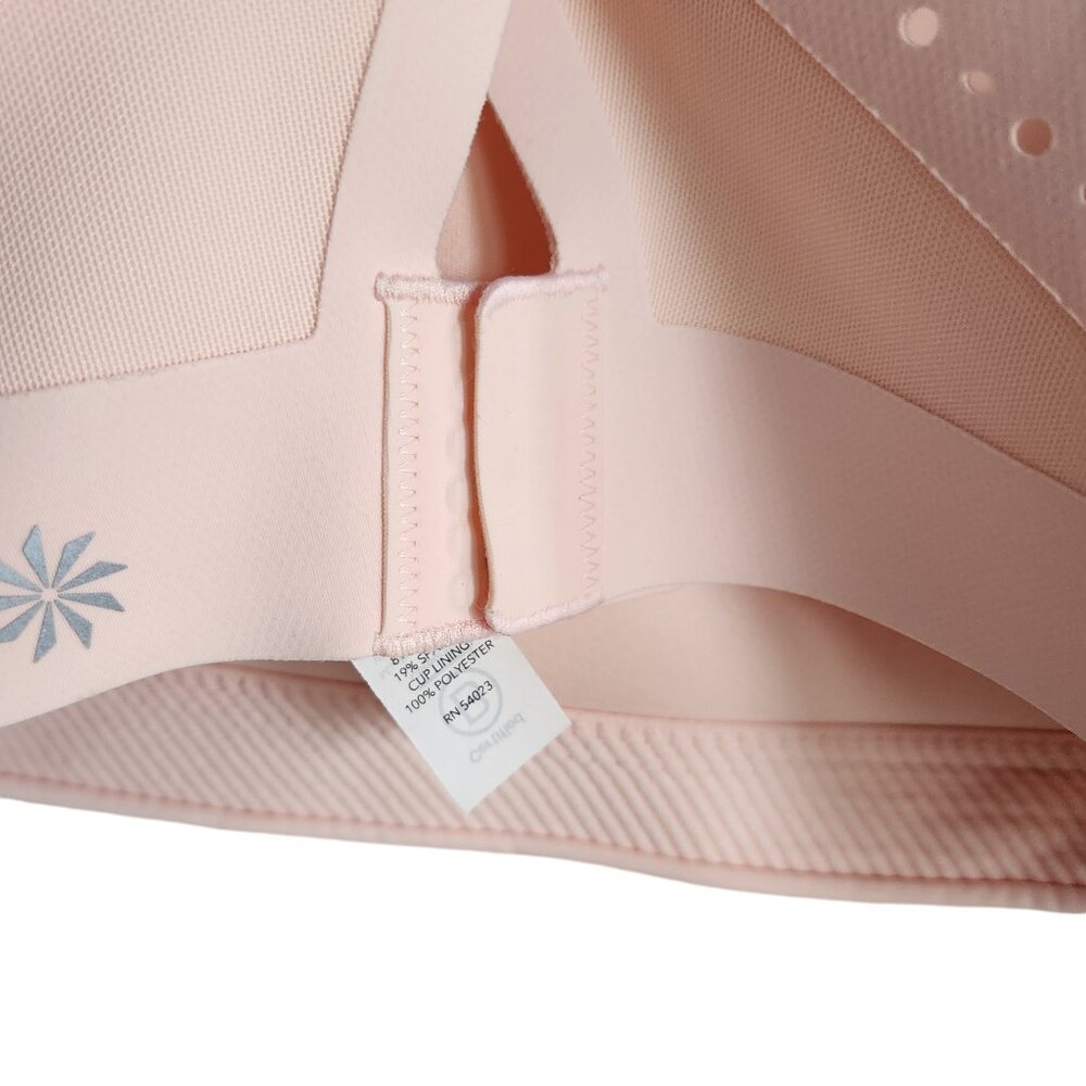 Seamless Pink Sports Bra - Picture 7 of 10